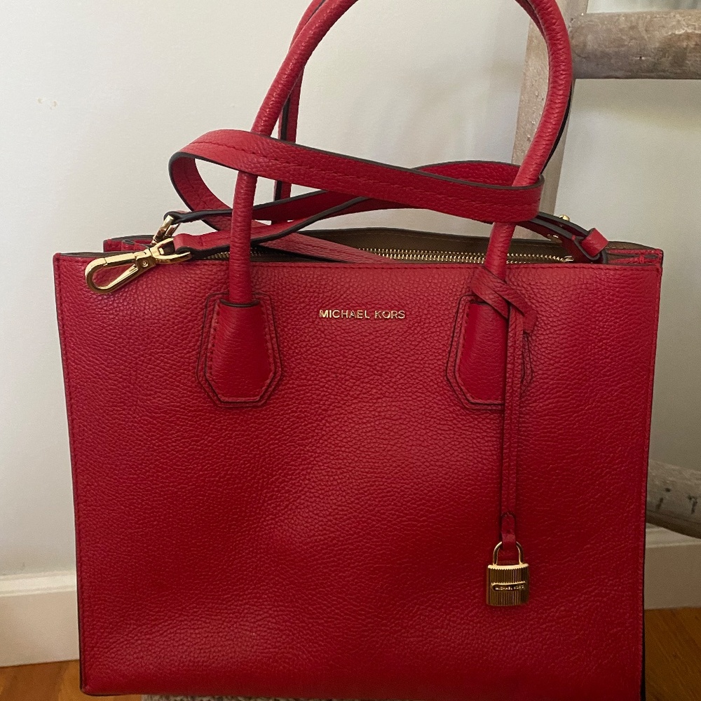 Micheal Kors Mercer Handbag - Picture 5 of 5